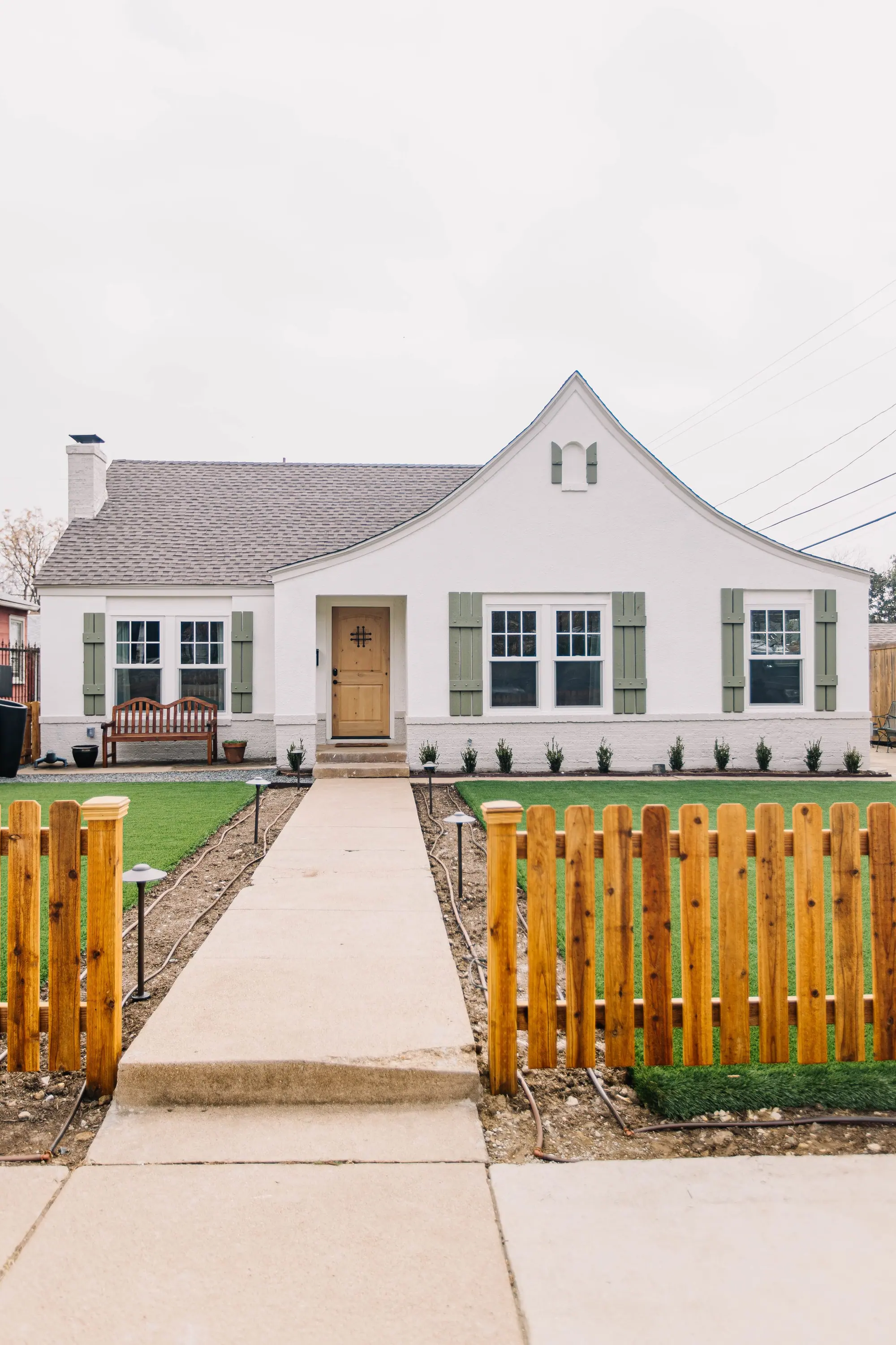 A 6th Ave Homes renovated cottage in a Fort Worth neighborhood