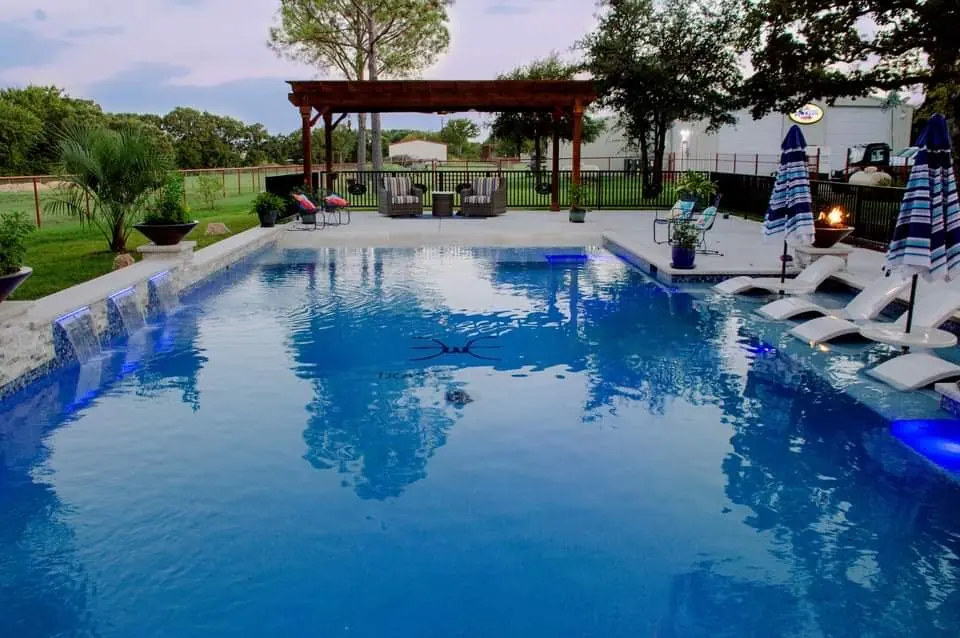 Aledo Outdoor Living: an Aledo outdoor living project by 6th Ave Homes in Fort Worth