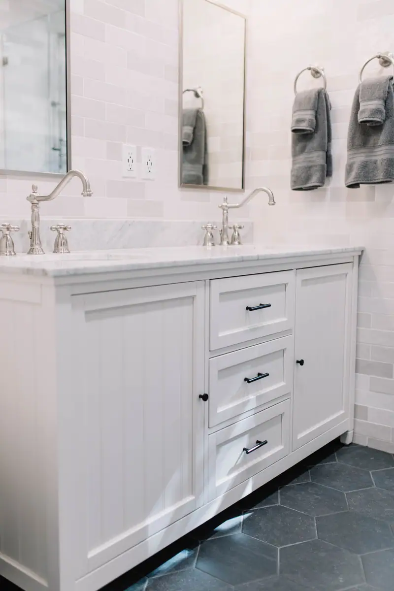 Crestline Primary Bath Remodel: a Crestline bath remodel by 6th Ave Homes in Fort Worth, photo 9