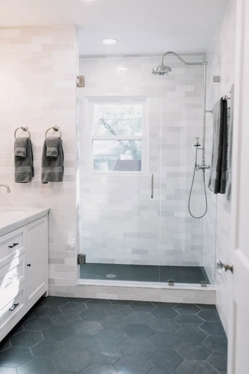 Crestline Primary Bath Remodel: a Crestline bath remodel by 6th Ave Homes in Fort Worth, photo 13