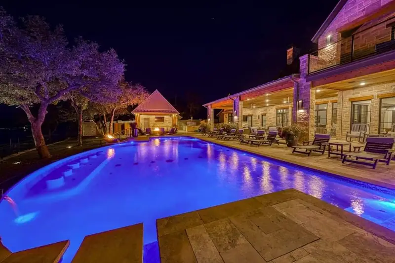 Eagle Mountain Lake Pool & Outdoor: an Eagle Mountain Lake outdoor living project by 6th Ave Homes in Fort Worth, photo 18