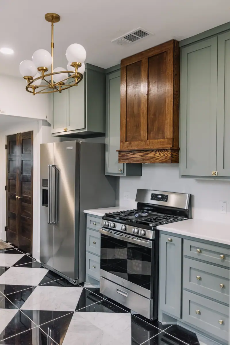 Fairmount Multi-Room Remodel: a Fairmount whole-home remodel by 6th Ave Homes in Fort Worth, photo 11