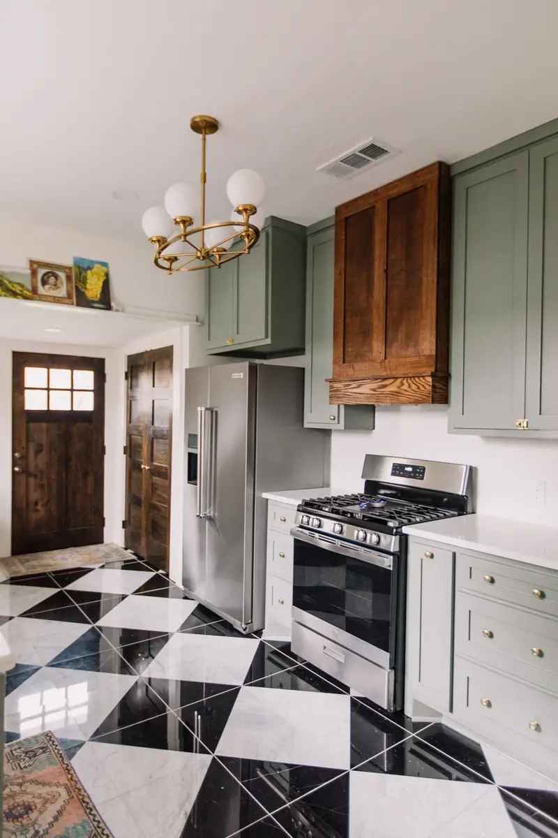 Fairmount Multi-Room Remodel: a Fairmount whole-home remodel by 6th Ave Homes in Fort Worth, photo 12