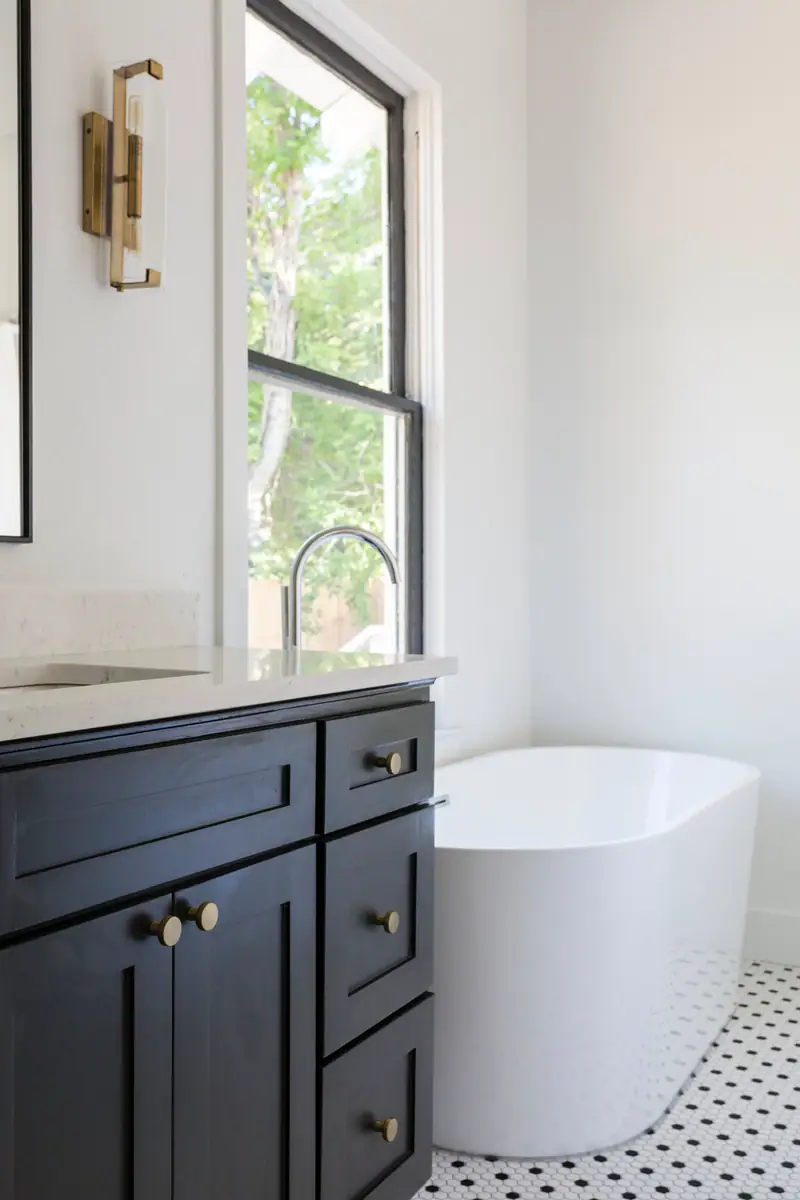 Fairmount Whole-Home Remodel: a Fairmount whole-home remodel by 6th Ave Homes in Fort Worth, photo 2