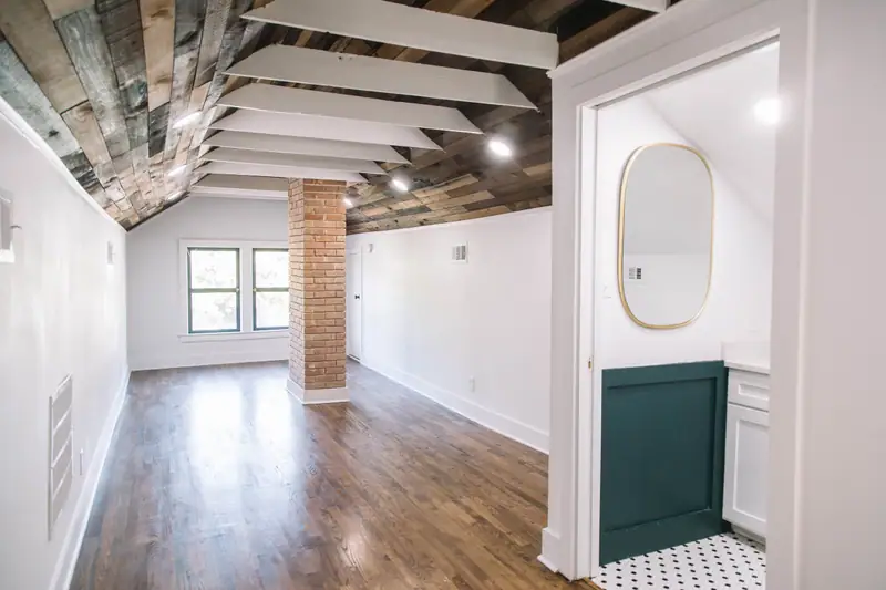 Fairmount Whole-Home Remodel: a Fairmount whole-home remodel by 6th Ave Homes in Fort Worth, photo 7