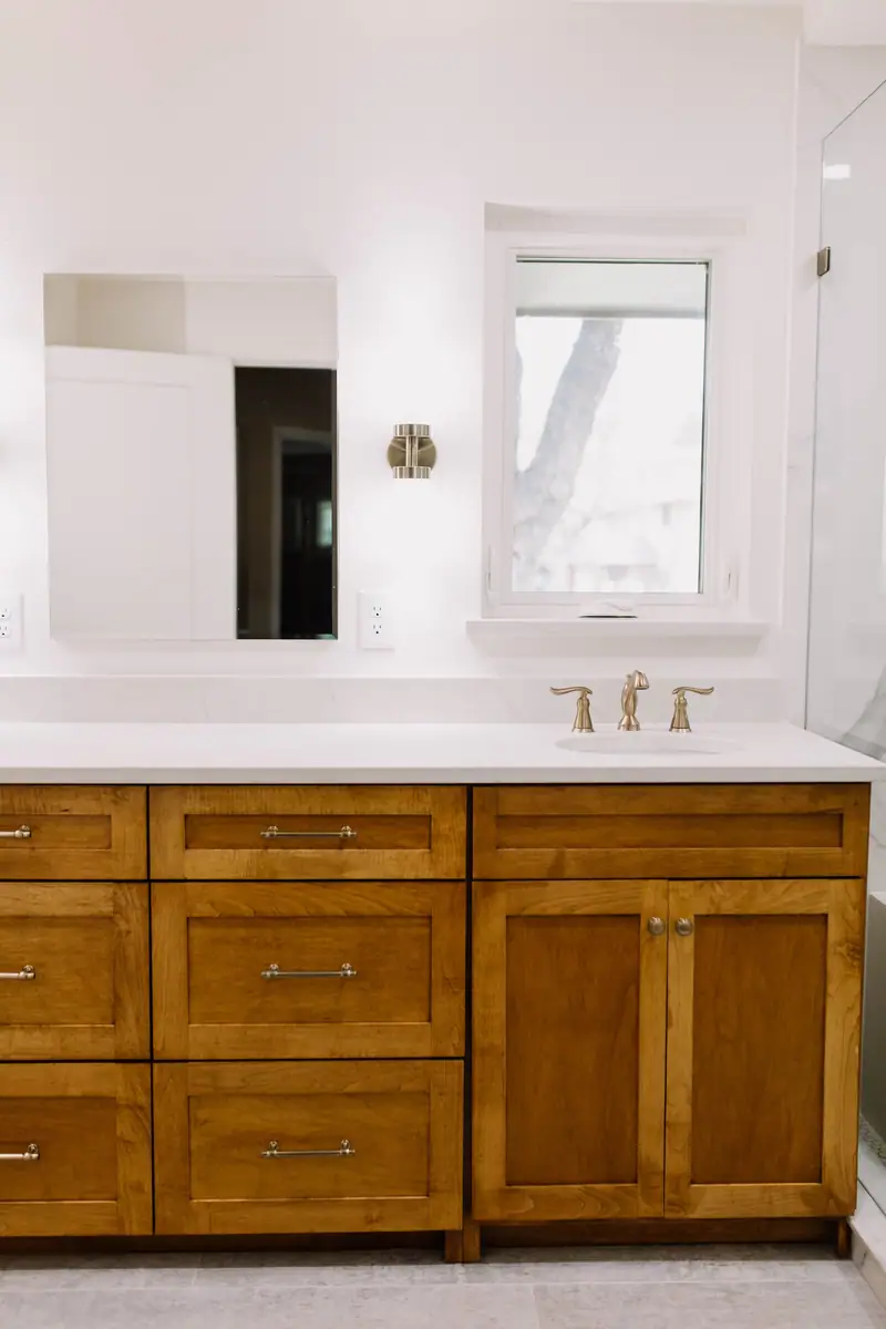 Mistletoe Heights Primary Bath Remodel: a Mistletoe Heights bath remodel by 6th Ave Homes in Fort Worth, photo 27