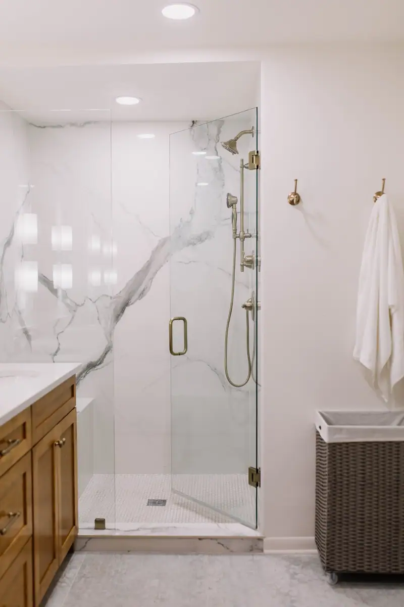 Mistletoe Heights Primary Bath Remodel: a Mistletoe Heights bath remodel by 6th Ave Homes in Fort Worth, photo 31