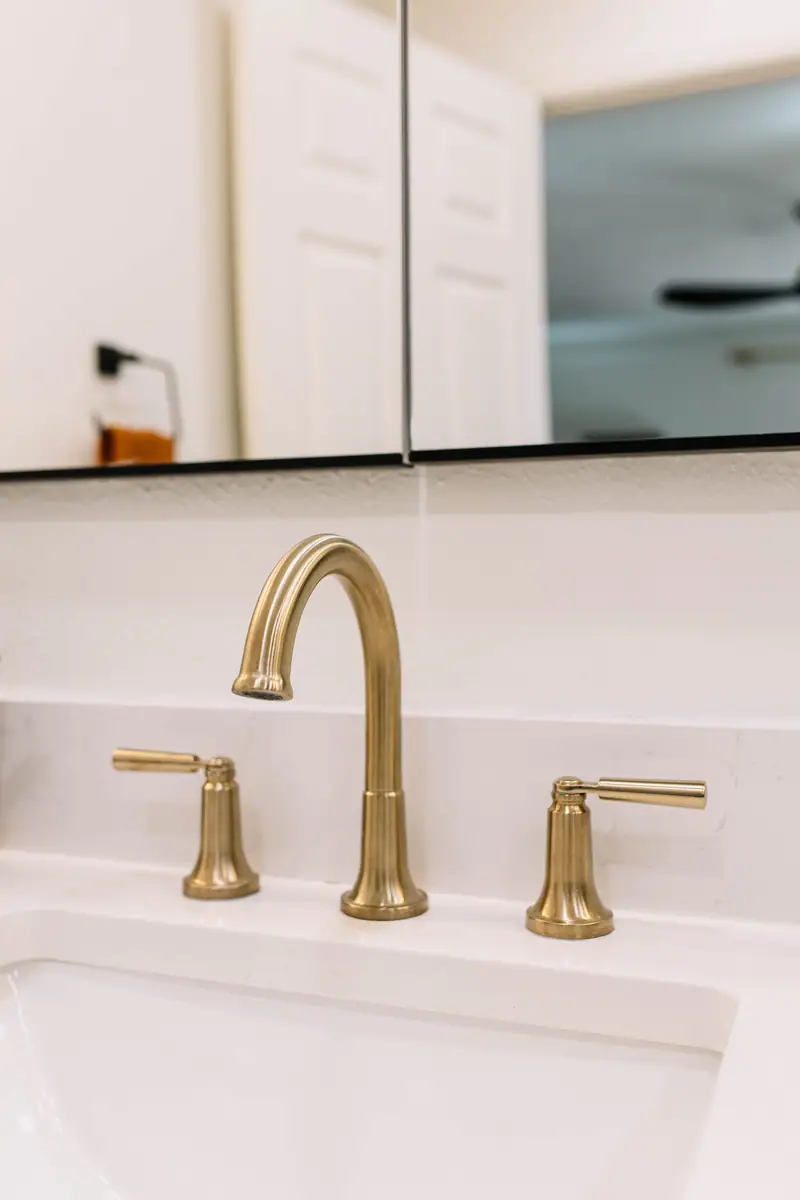 Overton Park Bath & Exterior Refresh: an Overton Park bath remodel by 6th Ave Homes in Fort Worth, photo 4