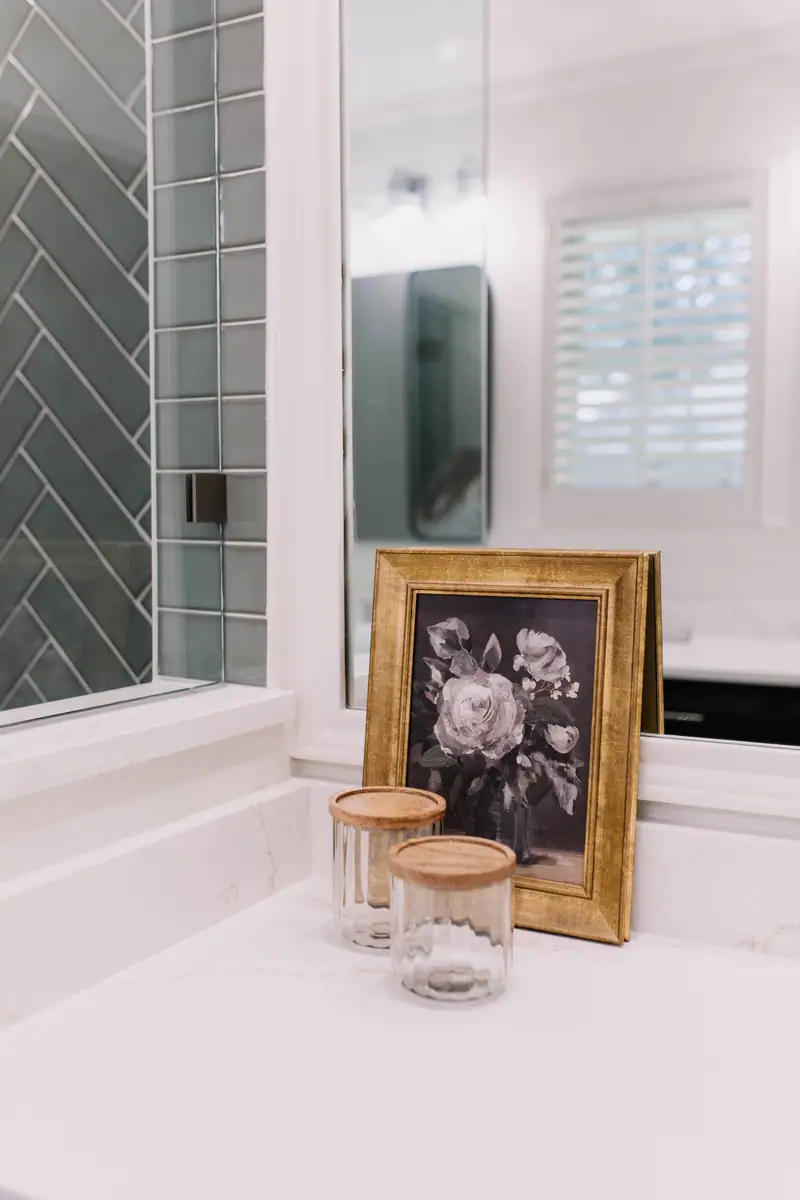 Overton Park Primary Bath Remodel: an Overton Park bath remodel by 6th Ave Homes in Fort Worth, photo 7