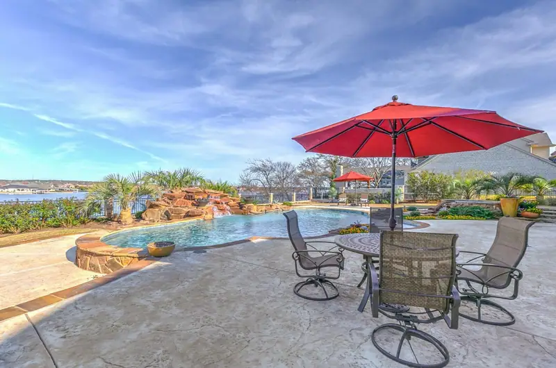 Parker County Pool, Spa & Outdoor: a Parker County outdoor living project by 6th Ave Homes in Fort Worth, photo 6