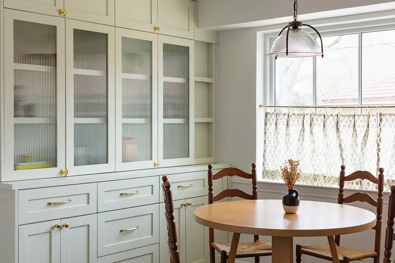 Ridglea Country Club Kitchen Remodel: a Ridglea Country Club Estates kitchen remodel by 6th Ave Homes in Fort Worth, photo 2