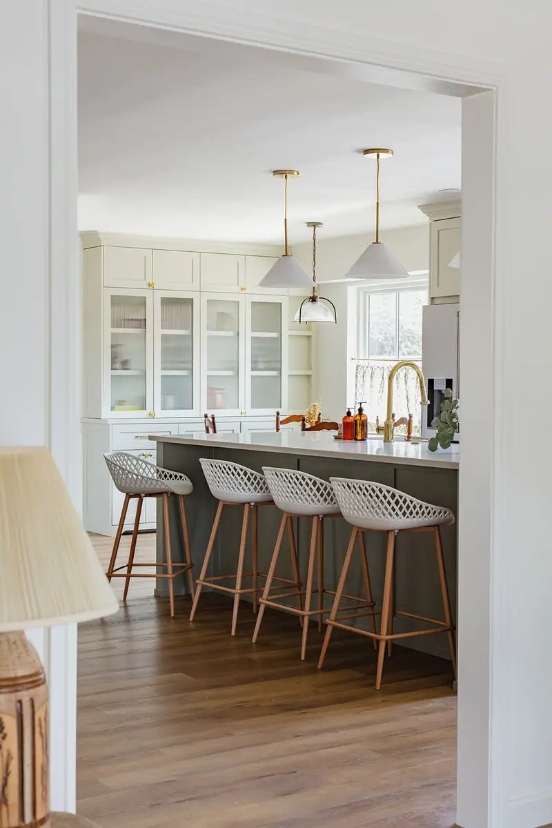 Ridglea Country Club Kitchen Remodel: a Ridglea Country Club Estates kitchen remodel by 6th Ave Homes in Fort Worth, photo 7