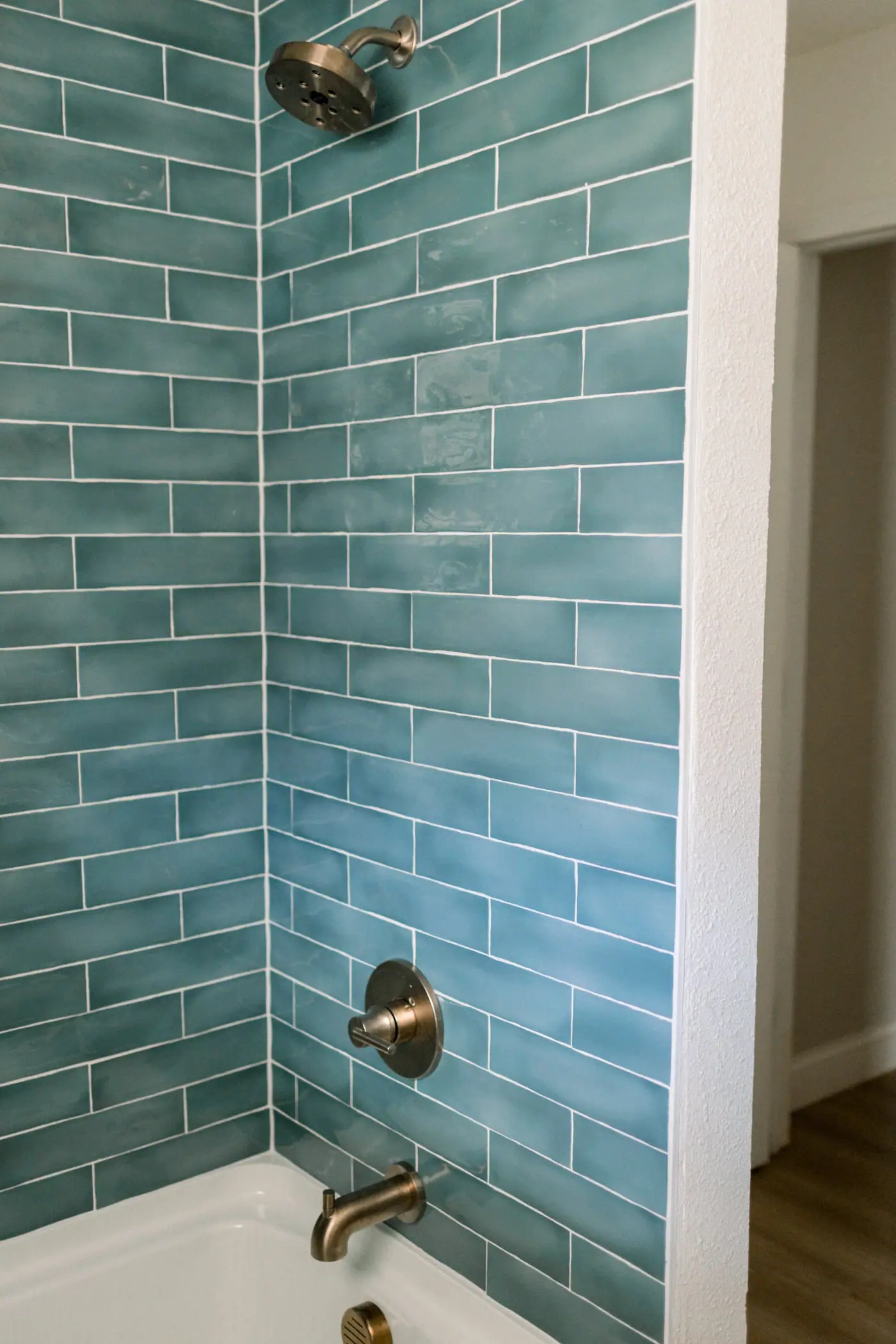 Ridglea Hills Bath Remodel: a Ridglea Hills bath remodel by 6th Ave Homes in Fort Worth, photo 3