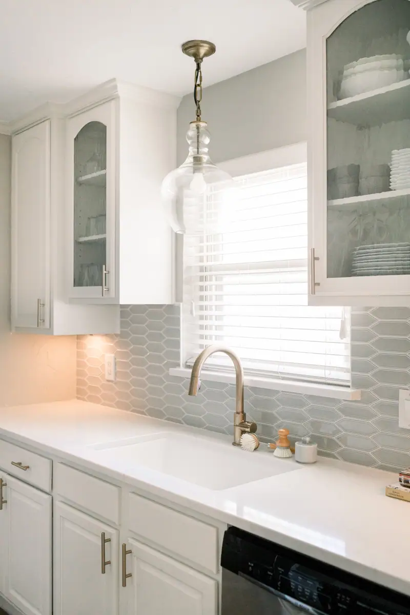 Ridglea Hills Bath Remodel: a Ridglea Hills bath remodel by 6th Ave Homes in Fort Worth, photo 8