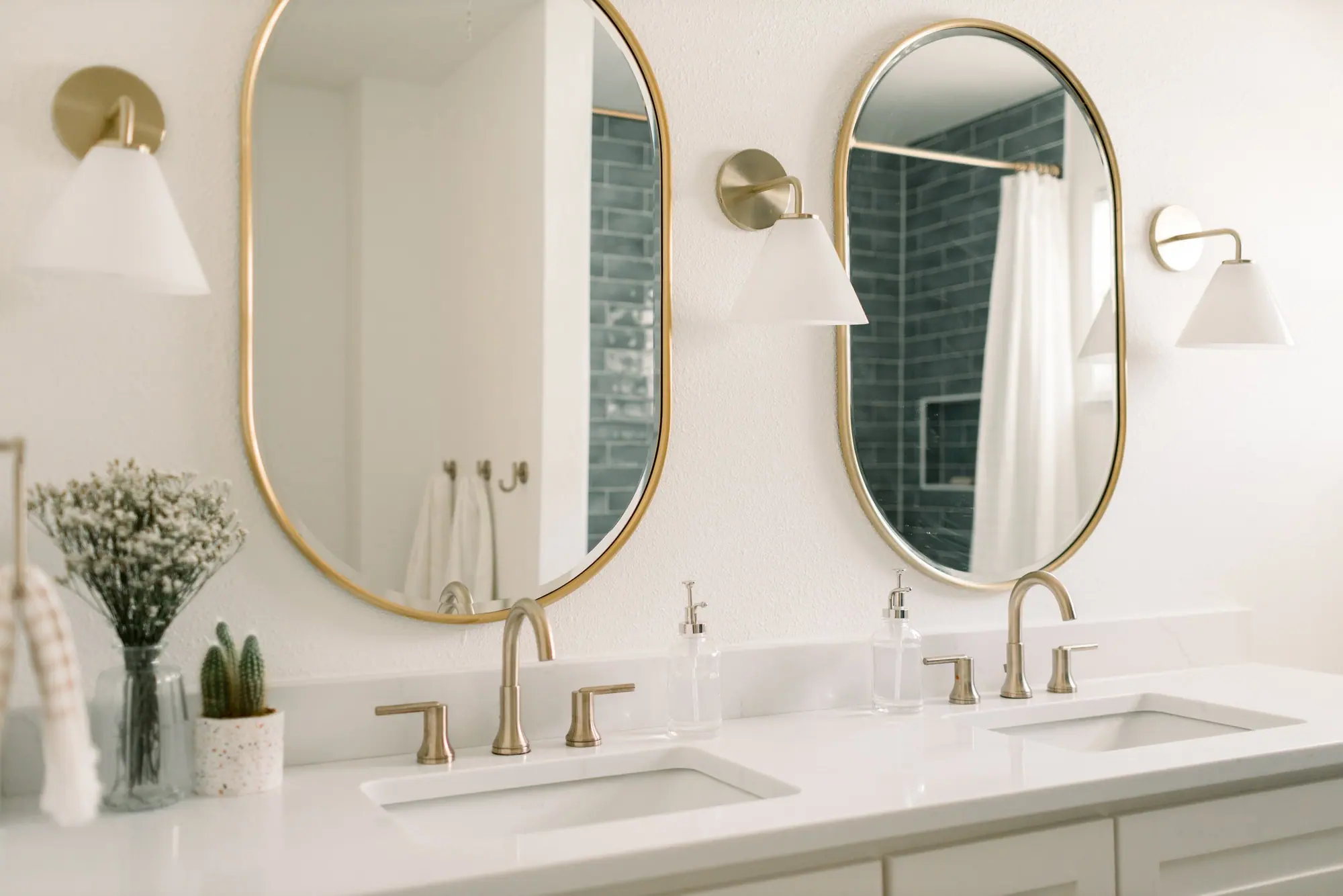 Ridglea Hills Bath Remodel: a Ridglea Hills bath remodel by 6th Ave Homes in Fort Worth