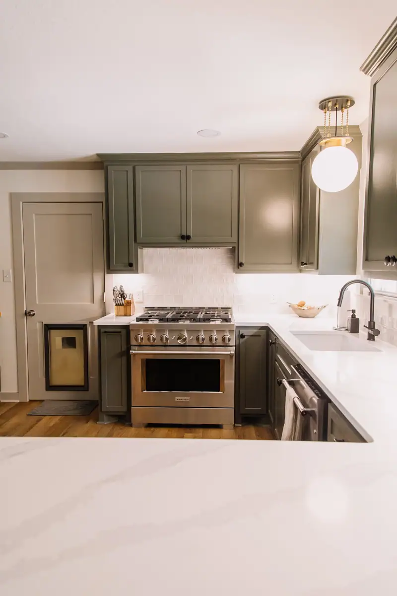 Ridglea Kitchen Remodel: a Ridglea kitchen remodel by 6th Ave Homes in Fort Worth, photo 2