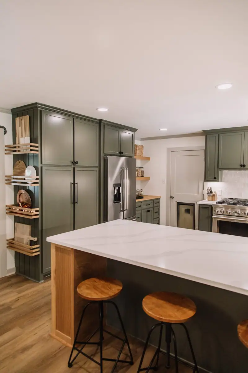 Ridglea Kitchen Remodel: a Ridglea kitchen remodel by 6th Ave Homes in Fort Worth, photo 10