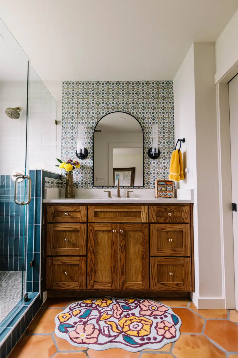 Arlington Heights Small-Space Remodel: an Arlington Heights kitchen remodel by 6th Ave Homes in Fort Worth, photo 14