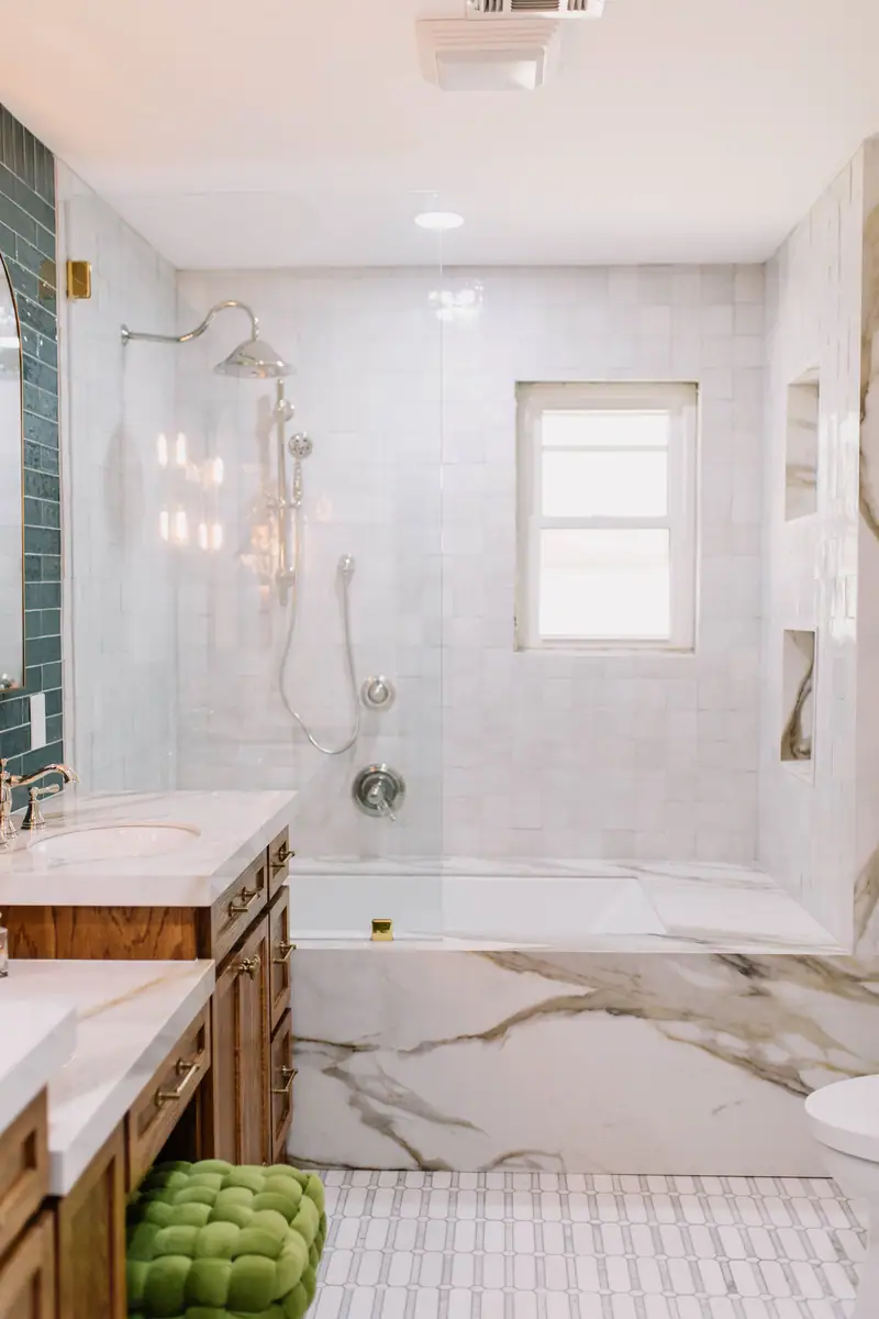 Wedgwood Primary Suite Remodel: a Wedgwood home addition by 6th Ave Homes in Fort Worth, photo 8