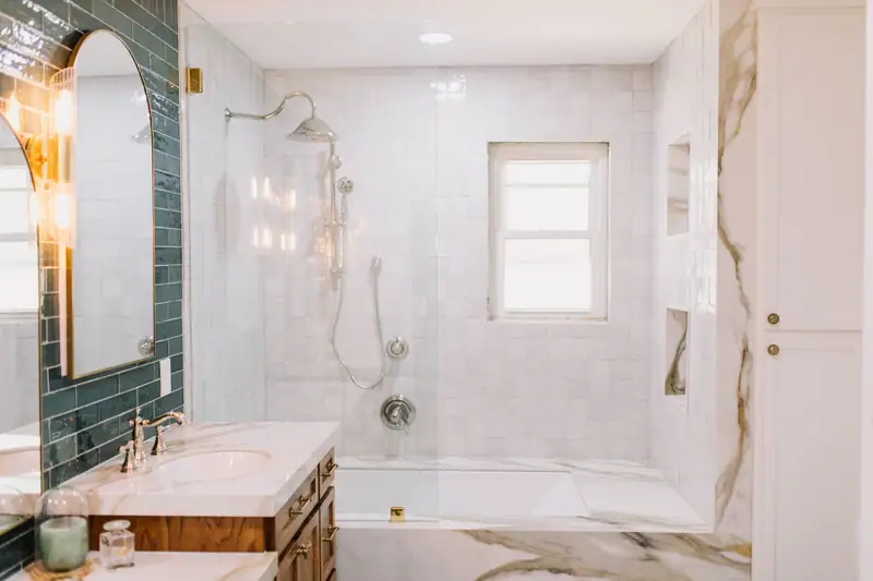 Wedgwood Primary Suite Remodel: a Wedgwood home addition by 6th Ave Homes in Fort Worth, photo 18