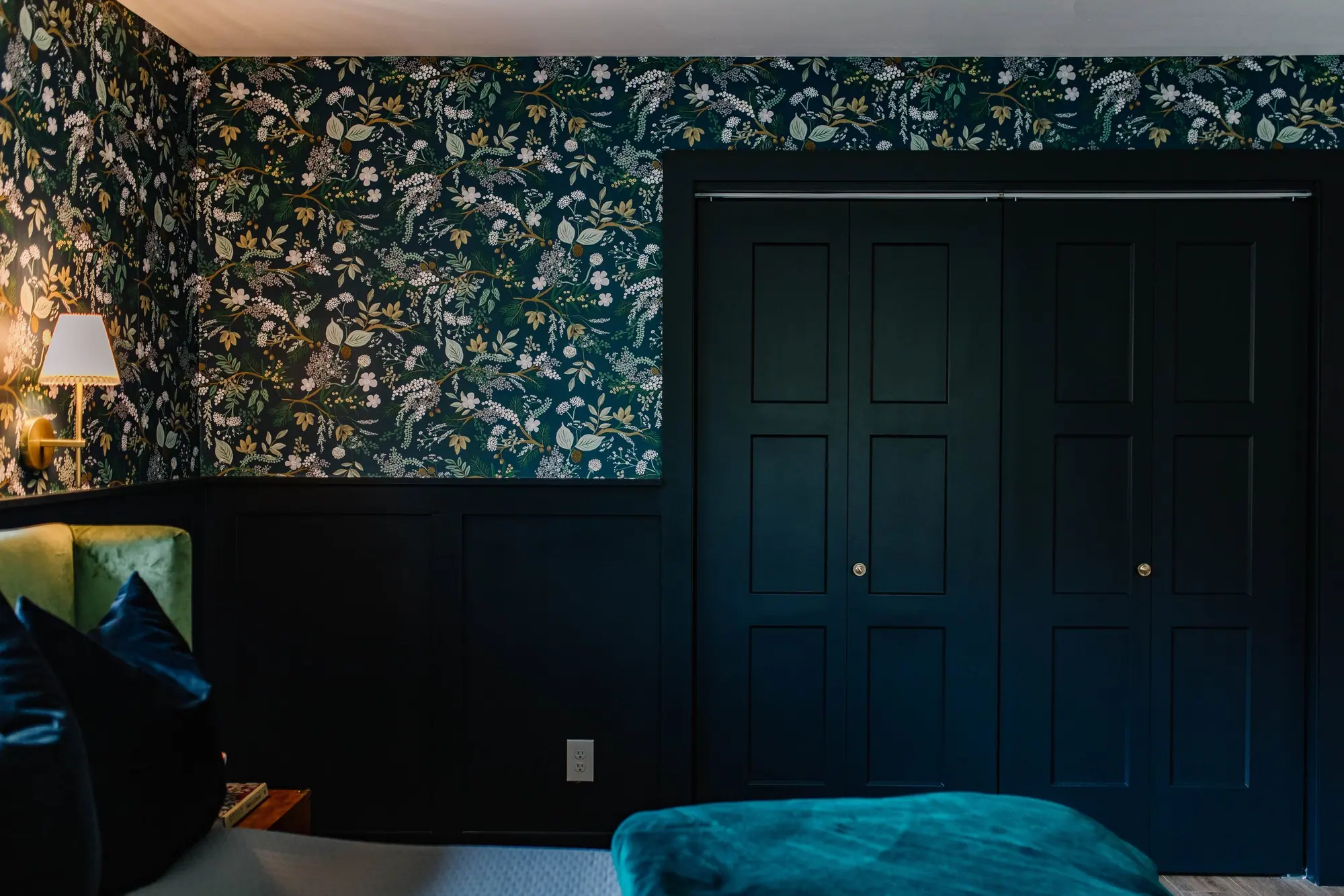 Wedgwood Primary Suite Remodel: a Wedgwood home addition by 6th Ave Homes in Fort Worth