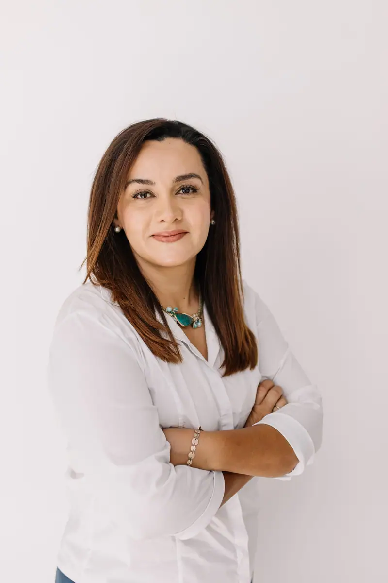 Carmen Verdiales, Real Estate Agent, 6th Ave Homes